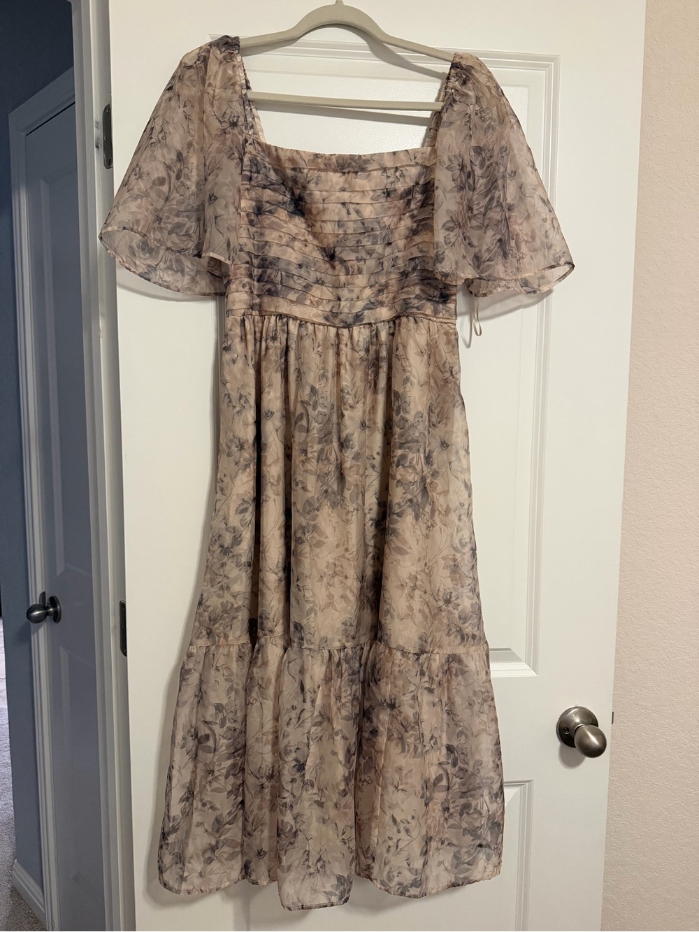 A&F Emerson Angel Sleeve Midi Dress in Soft Beige